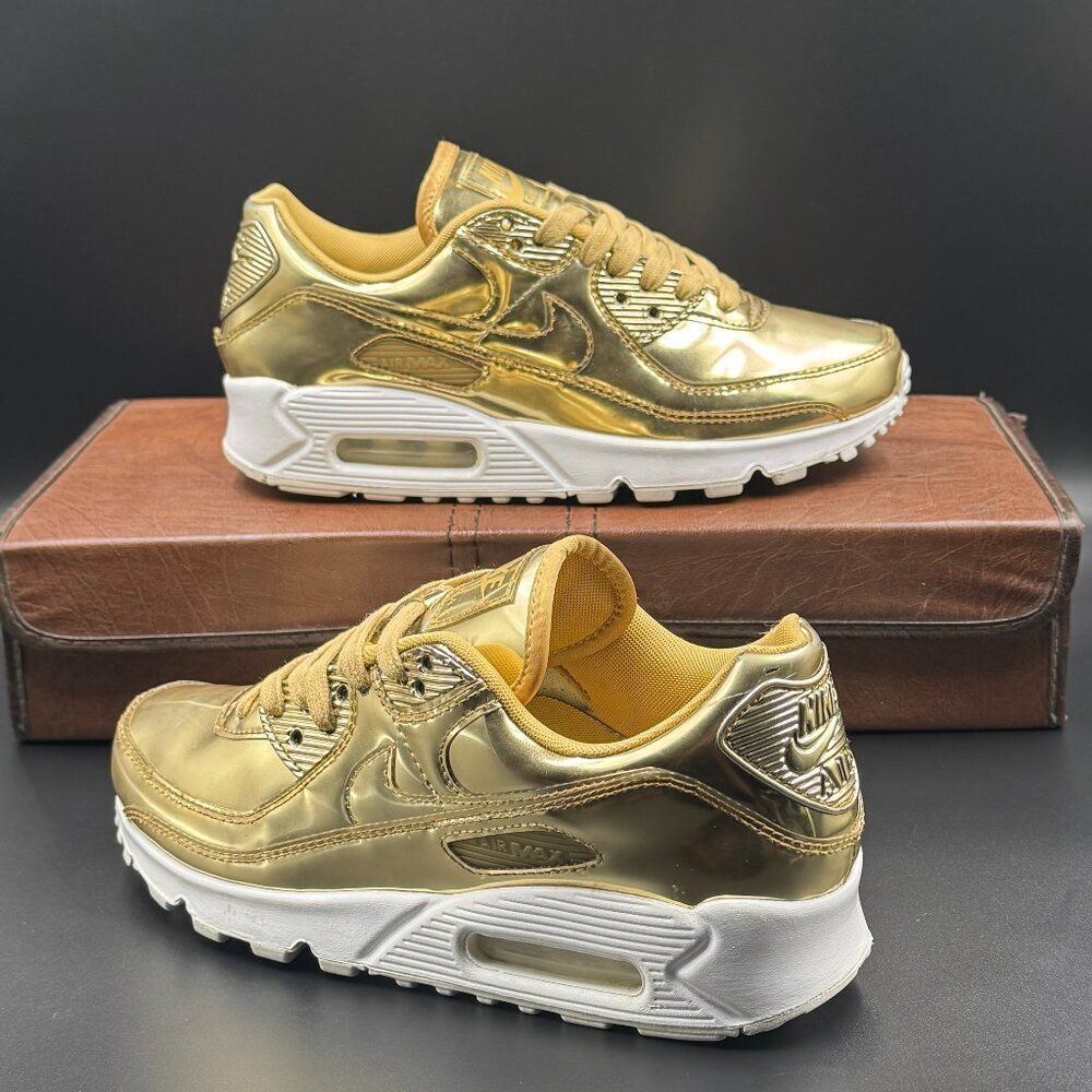 Wmns Nike Air Max 90 Metallic Gold - Picture 2 of 10